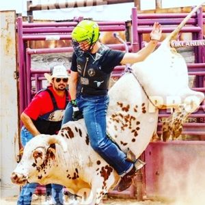 Meet your Posher, Blake